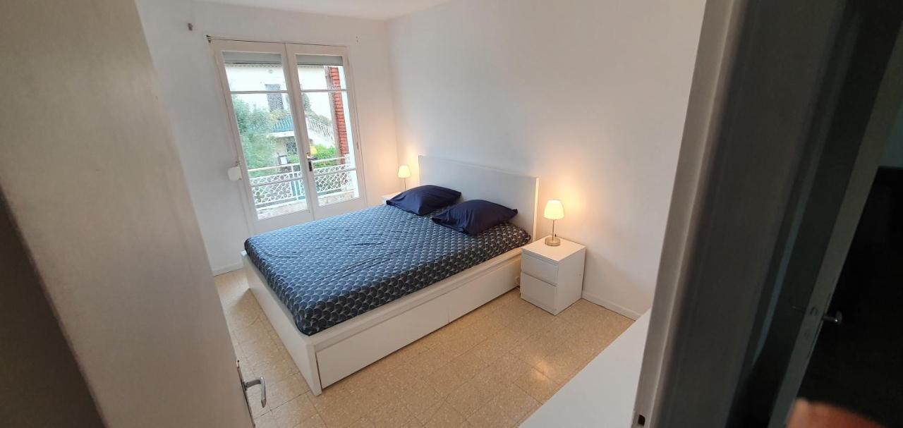 Appartement Entier Au Dessus De Villa, Climatisation Reversible Poele A Bois Tres Chaleureux , Wi Fi Parking Privee Gratuit Situation 500 M, Plage Et Centre Ville 사나리쉬르메르 외부 사진